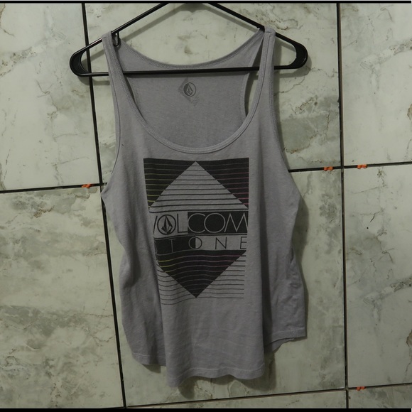 Volcom Tops - Volcom tank top Volcom Tops - Volcom tank top
